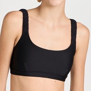Alo Yoga Airlift Charmer Bra